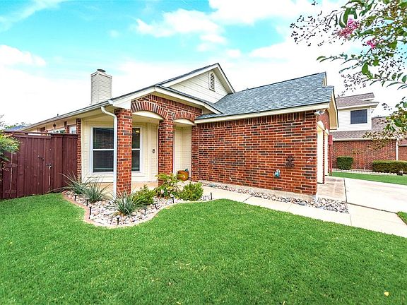 2nd image of 6817 Honey Creek Ln