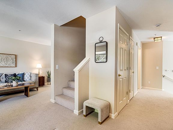 3rd image of 5 Capitola Court