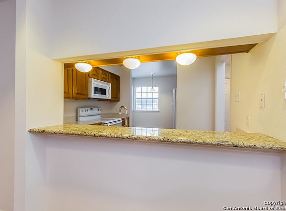 5th image of 7930 Roanoke Run APT 901