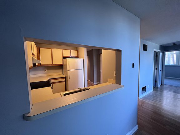 5th image of 15 Prospect St APT 21