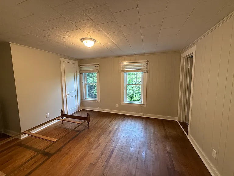 24 Fairfax St — Photo 11