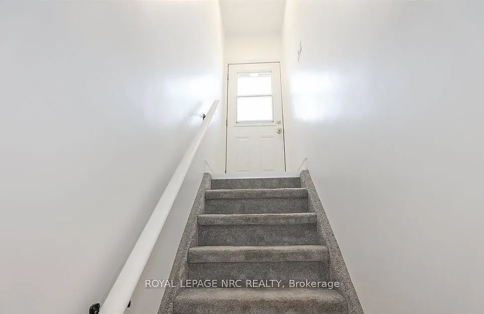 2 bed, $1,700 — Photo 2