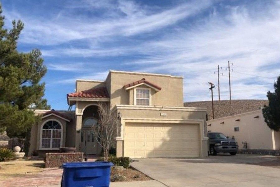 1st image of 7653 Dianjou Dr