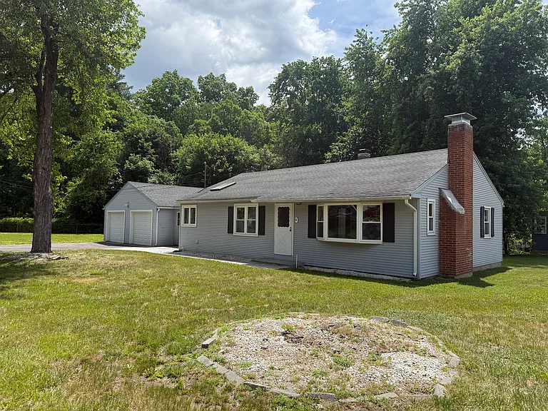 8 Starr Ln — Photo 3