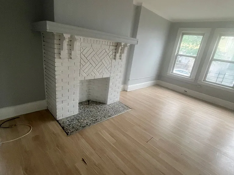 133 Isabella Ave #1 — Photo 6