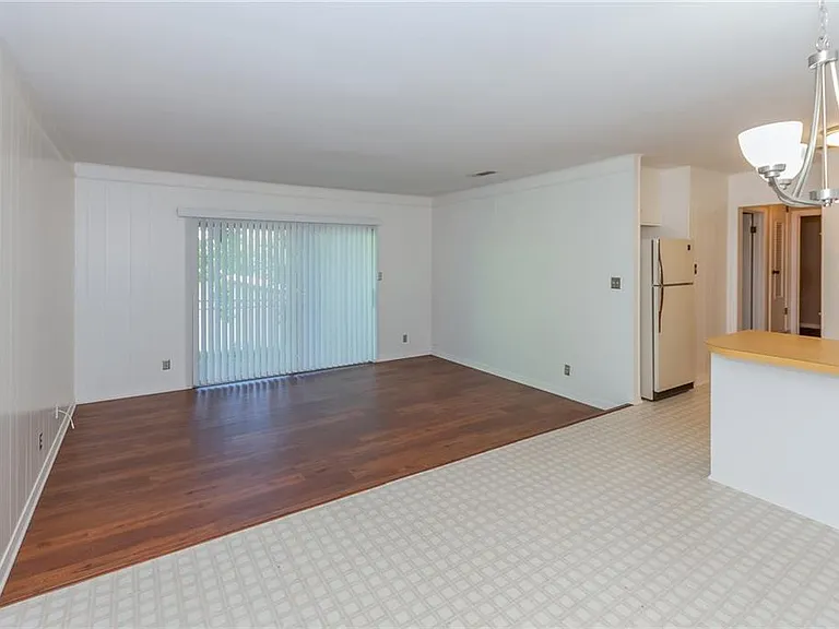 2502 Trailside Dr #B — Photo 3
