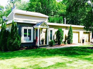 2700 Ethel Ave, Wayzata, MN 55391