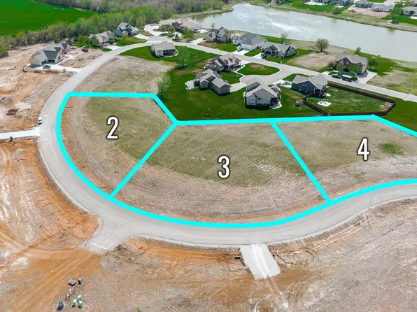 3 Trail Rdg #C, Garden Plain, KS 67050
