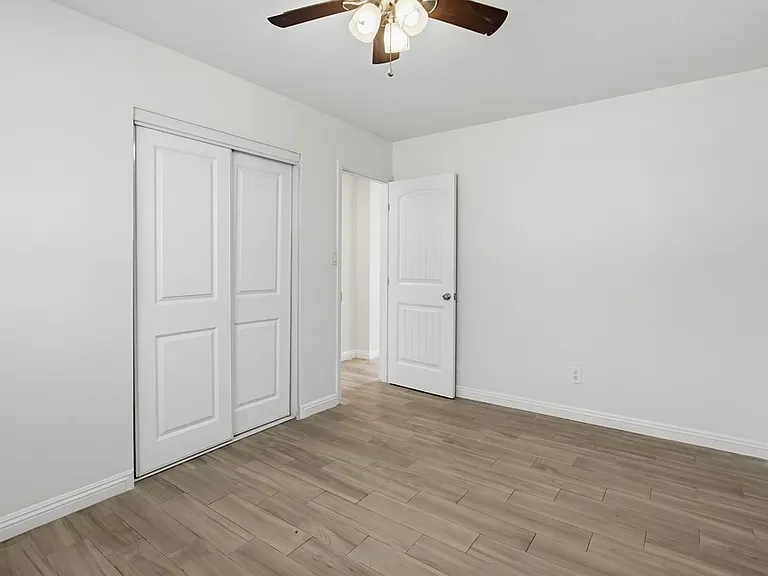 4253 1/2 Altadena Ave #1/2 — Photo 11