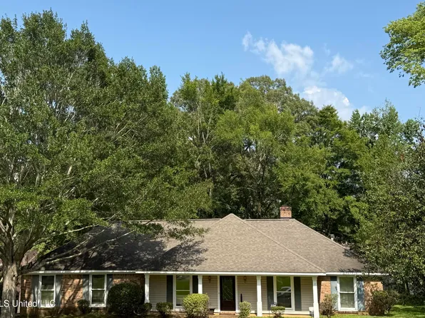 106 Deer Run, Pearl, MS 39208