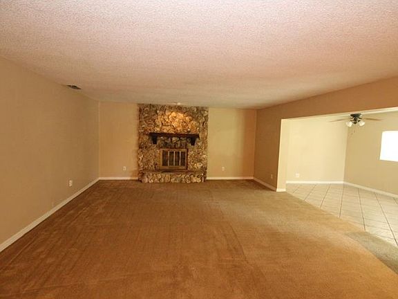 4th image of 5624 Satel Dr