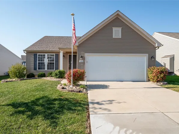 222 Barrington Ridge Ln, Wentzville, MO 63385