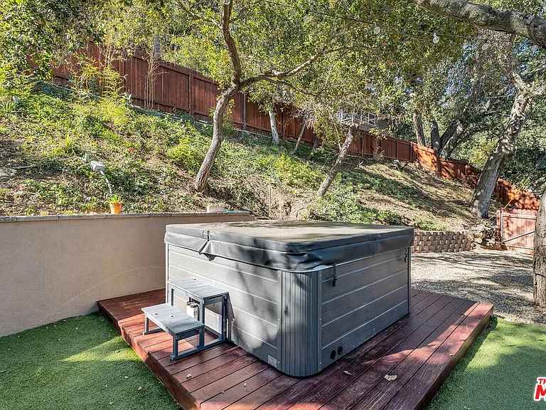 21832 Canon Dr — Photo 20