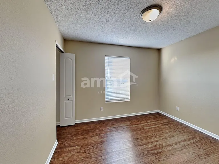 8340 Abbey Dell Dr — Photo 12