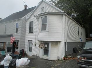 11 John St, Rensselaer, NY 12144