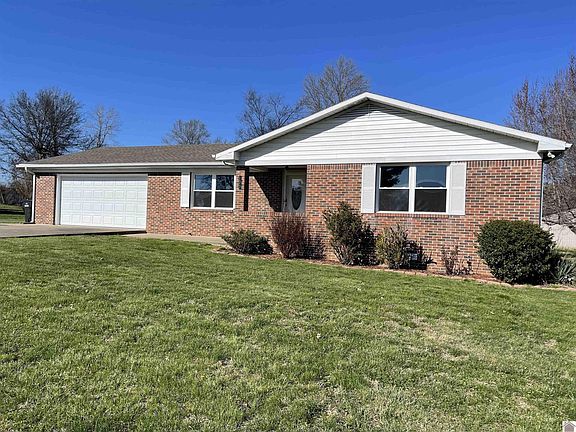 2nd image of 105 Troon Dr