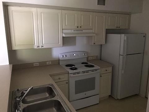 1st image of 577 SW 111th Ln #1-204