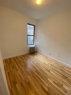 Rented by GreenVill Real Estate LLC | media 9