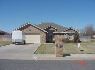 814 Columbia Dr, Hereford, TX 79045