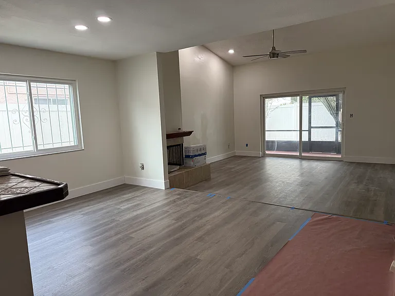 995 Beach Breeze Dr — Photo 10