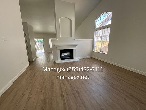 3rd image of 7227 N Recreation Ave