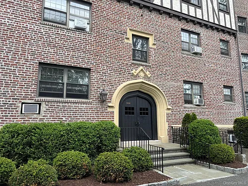 1444 Boston Post Rd #3G Photo 1