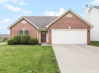 14902 Oak Rd, Carmel, IN 46033