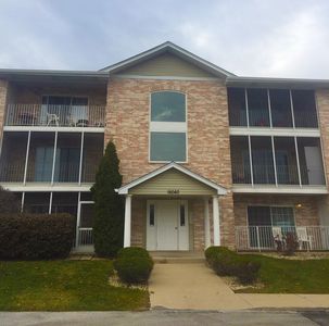 16060 Crystal Creek Dr APT 1B, Orland Park, IL, 60462
