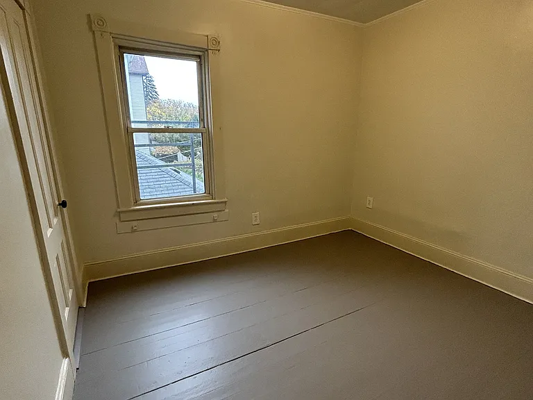 126 Crapo St #2S — Photo 4