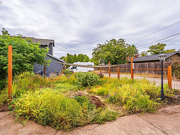 4th image of 3457 Mahlon Ave