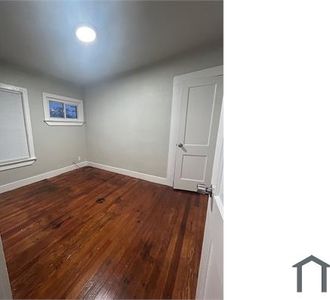 1172 Bender Ave, East Cleveland, OH, 44112