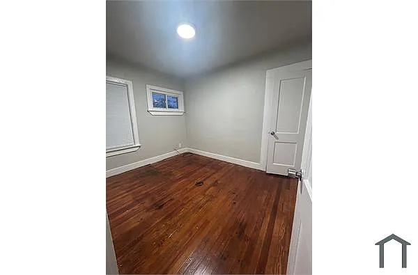1172 Bender Ave photo 1
