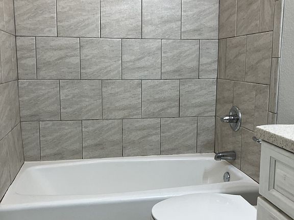 5th image of 1200 Peak St