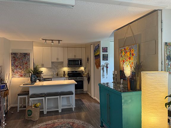 4th image of 4515 Willard Ave APT 1402S