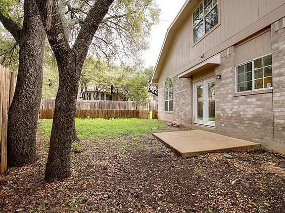 2nd image of 3840 Newland Ct