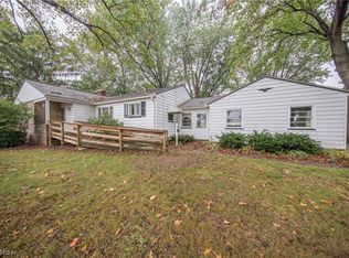 1636 Lovers Ln NE, Canton, OH 44721