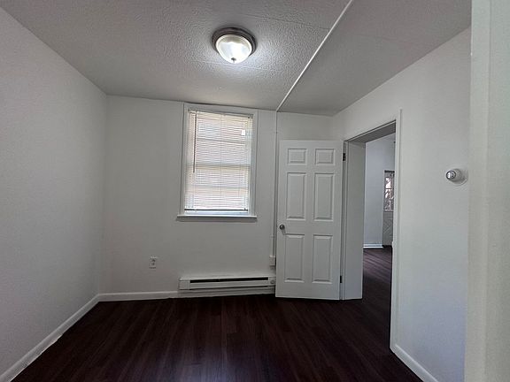 3rd image of 1029 W Main St #1R
