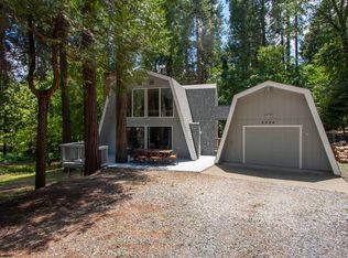6494 Greenleaf Ln, Pollock Pines, CA 95726
