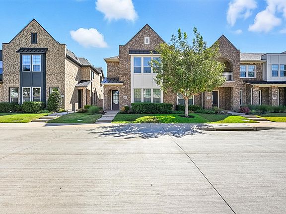 2nd image of 4836 Paddock Trl