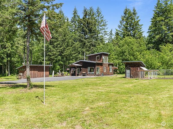 2nd image of 101 Yetter Lane