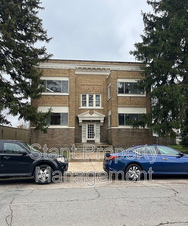 1st image of 196 Miller Ave #D