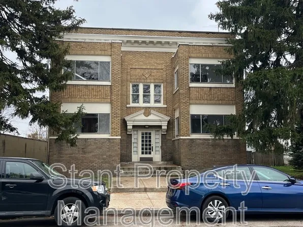 196 Miller Ave #D, Columbus, OH 43205