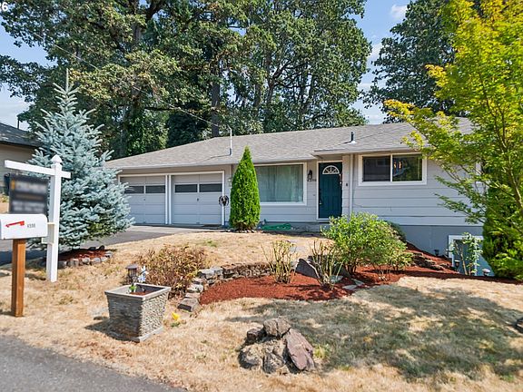 4th image of 4598 SE Whipple Ave