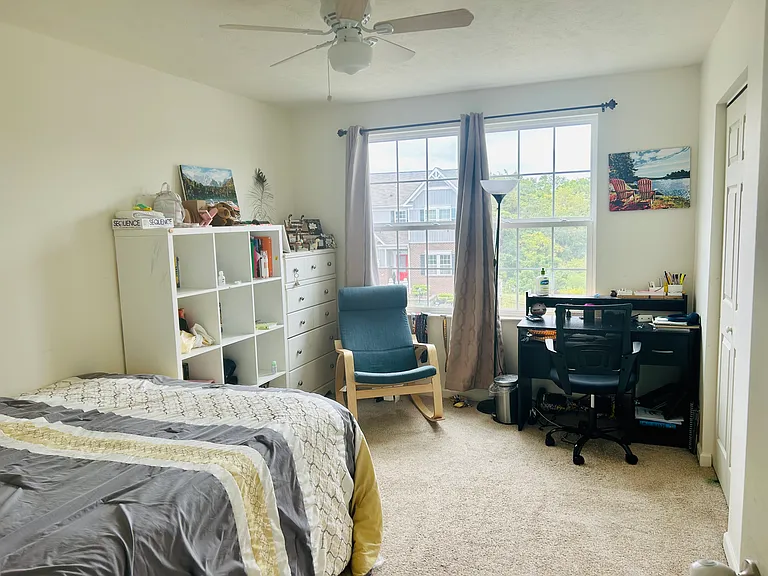 1060 Granite Dr — Photo 7