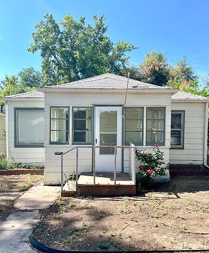 25 Marshall Pl Photo 1