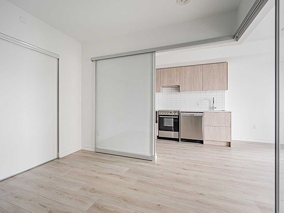 2nd image of 395 Bloor St E #2612