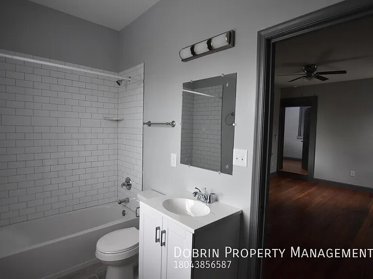 106 E Clay St #A — Photo 17