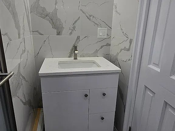 5th image of 55-75 S 6th St #215
