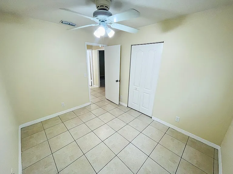 2708 Fern Palm Dr — Photo 9