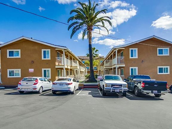 4th image of 2235 Ulric St APT 27